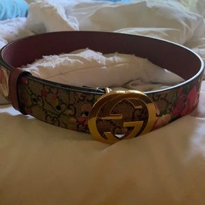 Gucci belt